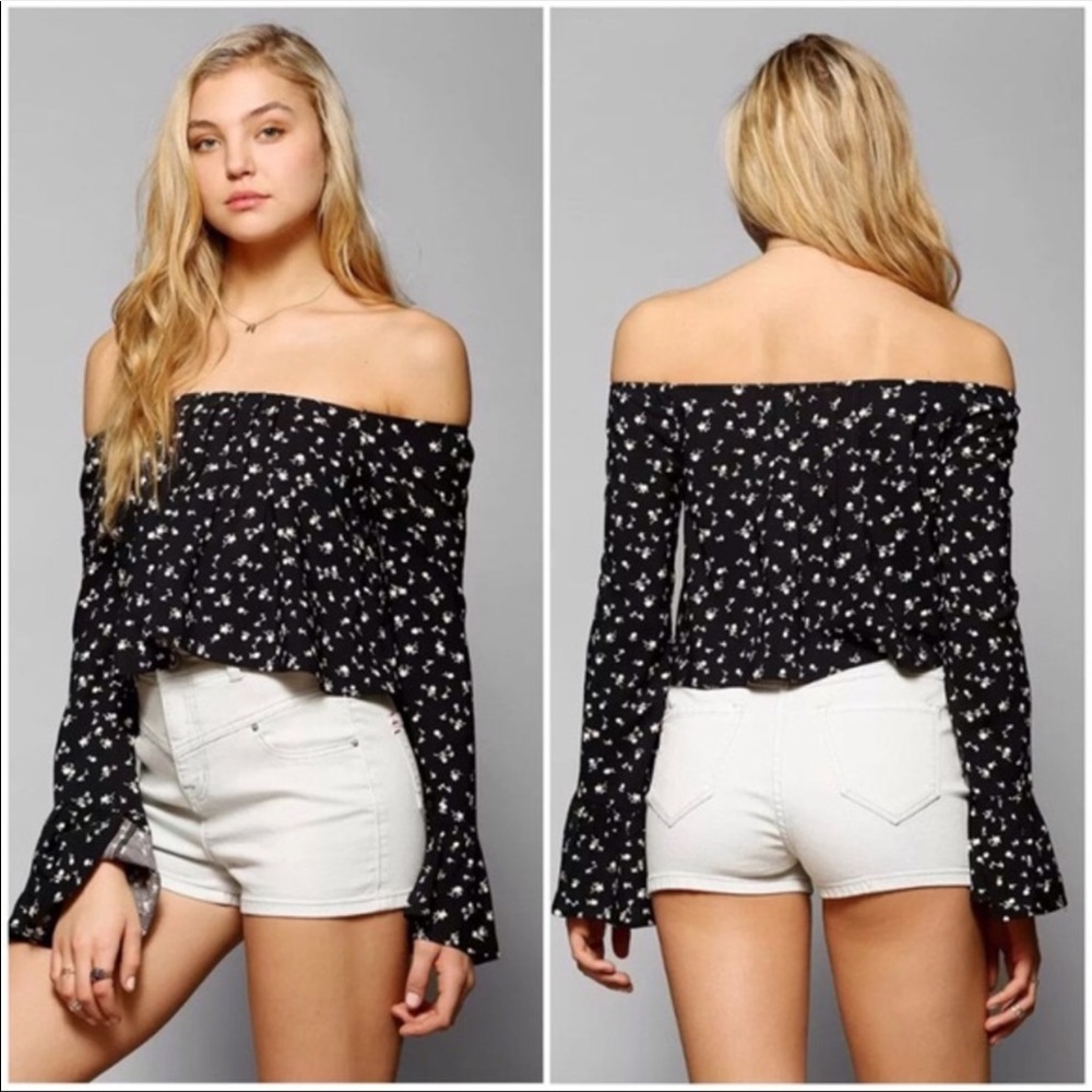 Stone Cold Fox Bell Sleeve Crop Top